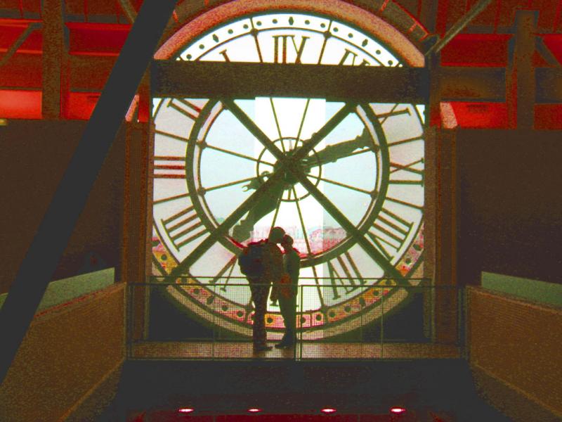 Lovers in the D'Orsay Museum - D'Orsay Museum lovers ©2004 Martin Oretsky